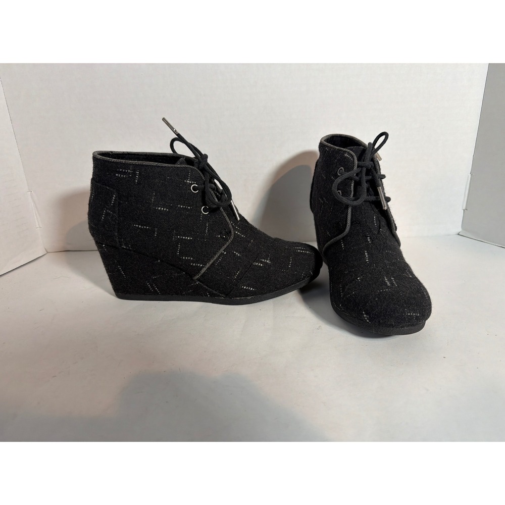 TOMS Desert Wedge Black Wool Geometric Dash Lace Up Ankle Boots Womens 7.5